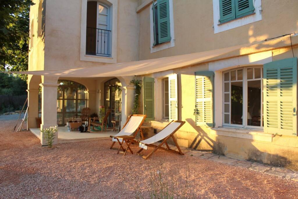 Villa Bastide Au Milieu Des Vignes Et Des Oliviers Aups Exterior foto